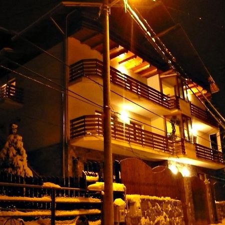 Pension Casa Soarelui ซินายา ภายนอก รูปภาพ