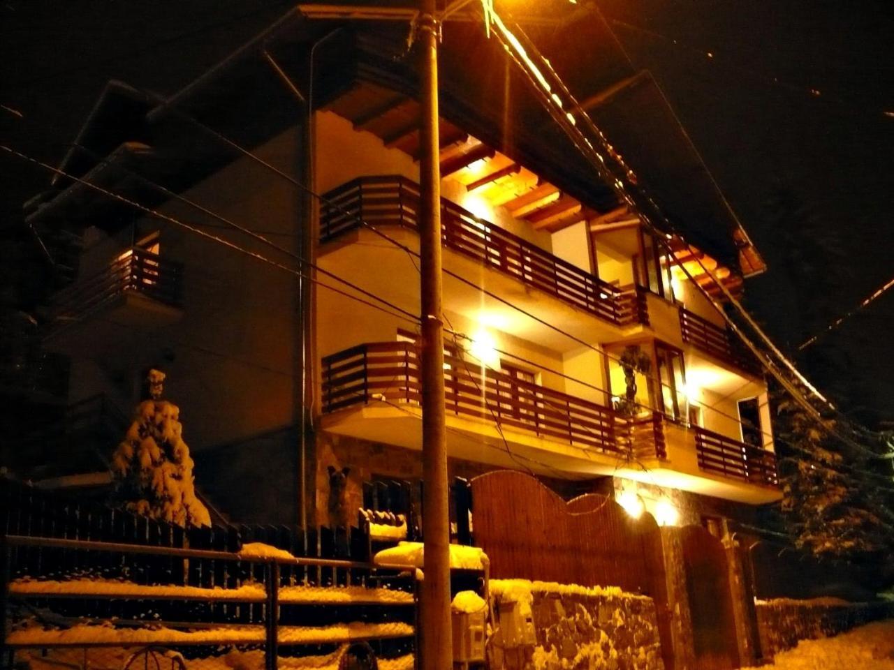 Pension Casa Soarelui ซินายา ภายนอก รูปภาพ