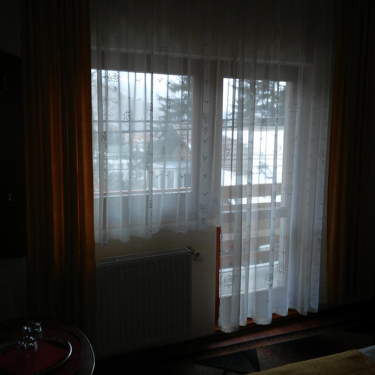 Pension Casa Soarelui ซินายา ภายนอก รูปภาพ